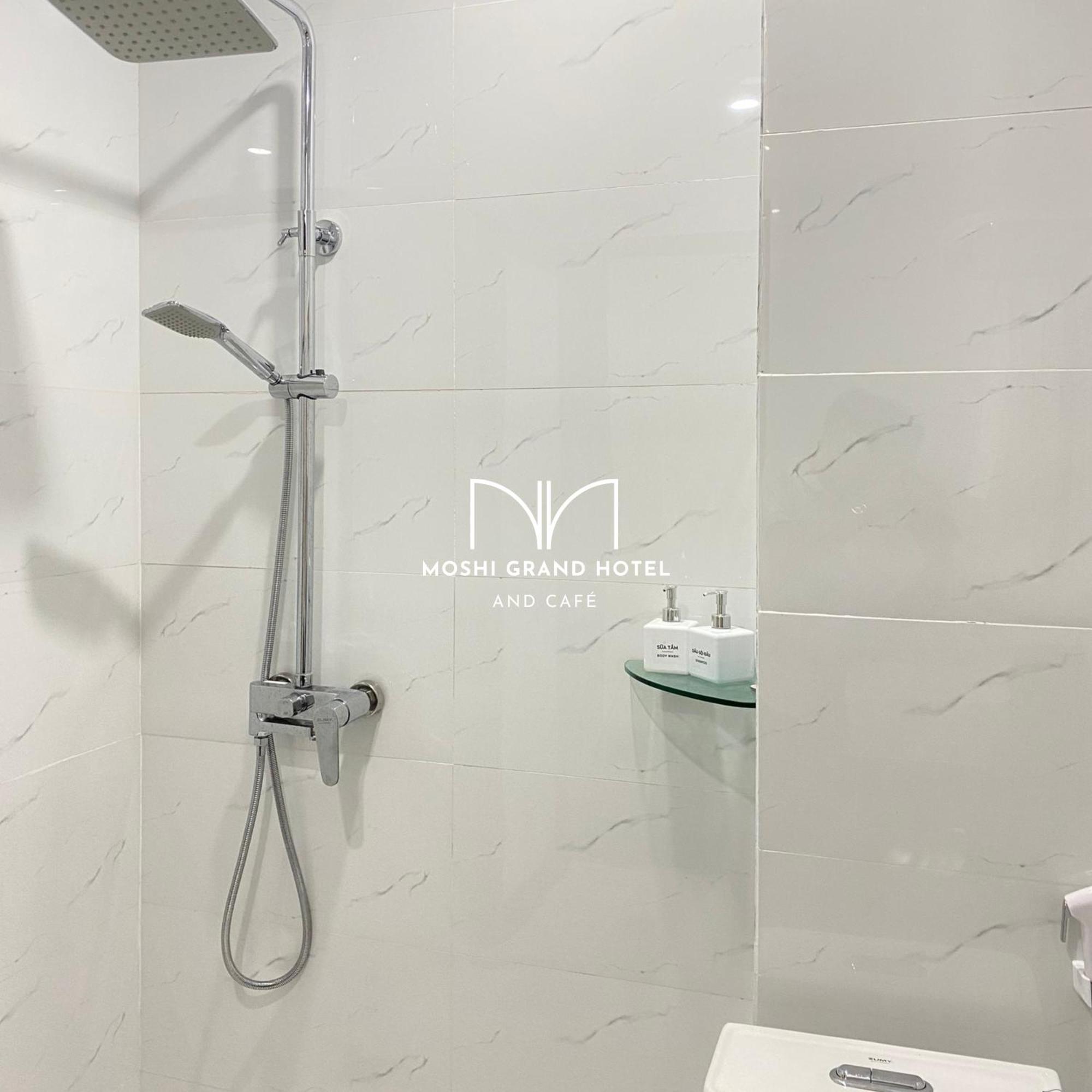 Moshi Grand Hotel Sam Son Bagian luar foto