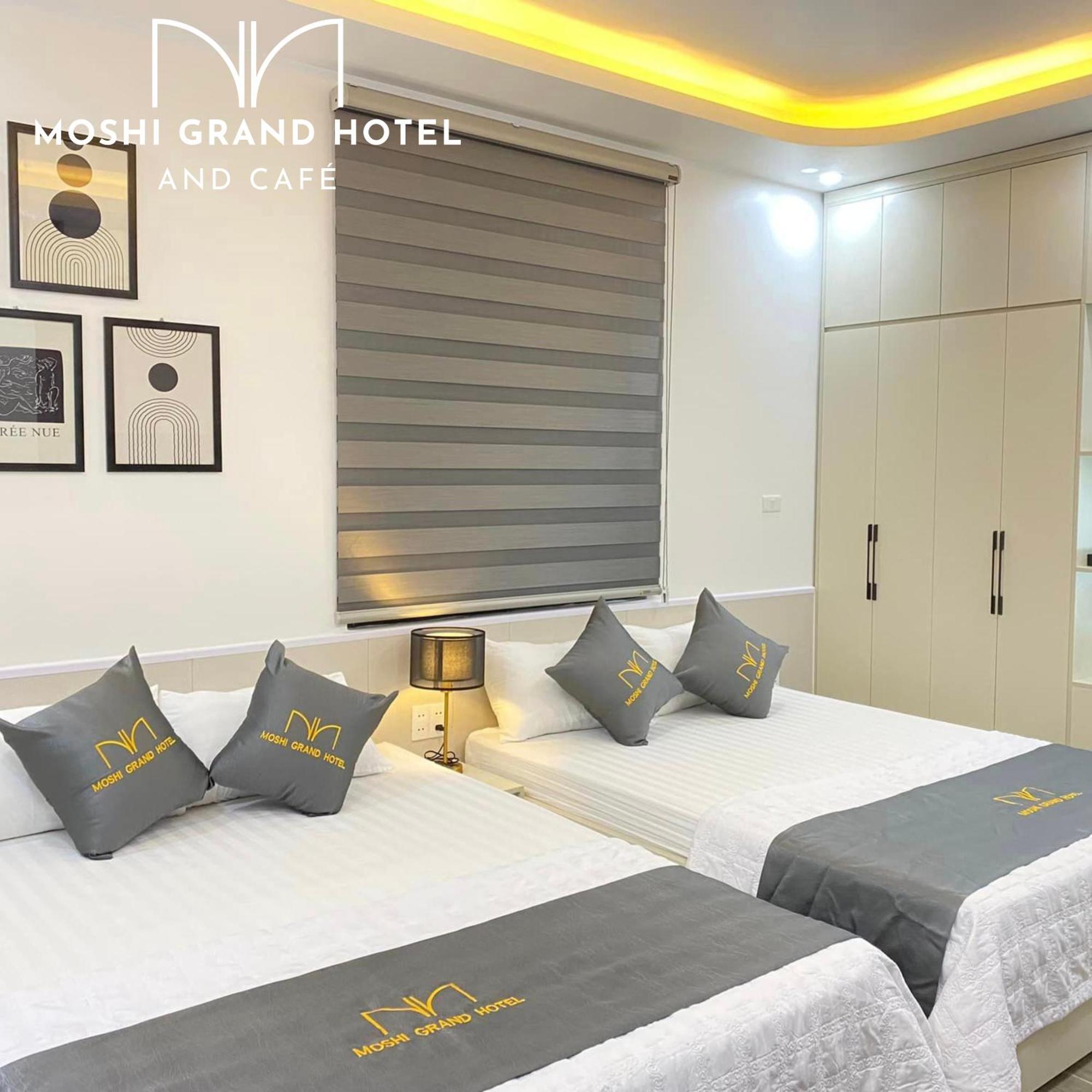 Moshi Grand Hotel Sam Son Bagian luar foto